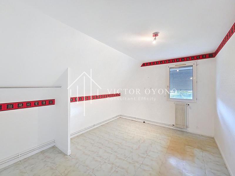 Pavillon - 90 m² - 4 pièces