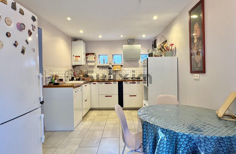 Maison - 83 m² - 5 pièces