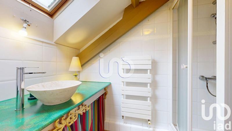 Maison - 280 m² - 8 pièces