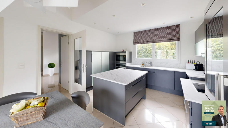 Maison - 186 m² - 6 pièces