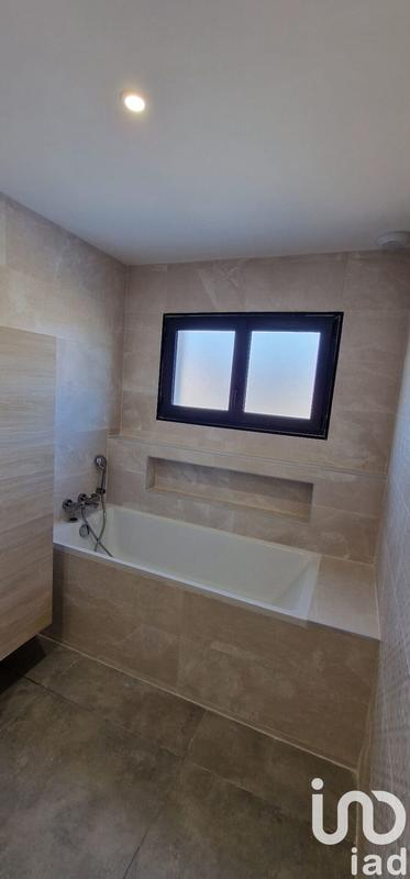 Maison - 122 m² - 5 pièces