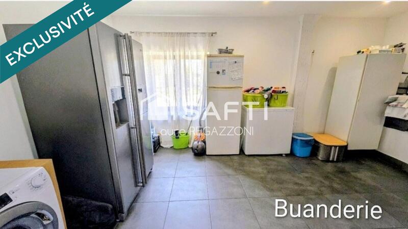 Maison - 186 m² - 3 pièces