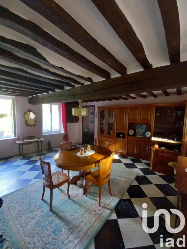 Maison - 212 m² - 7 pièces