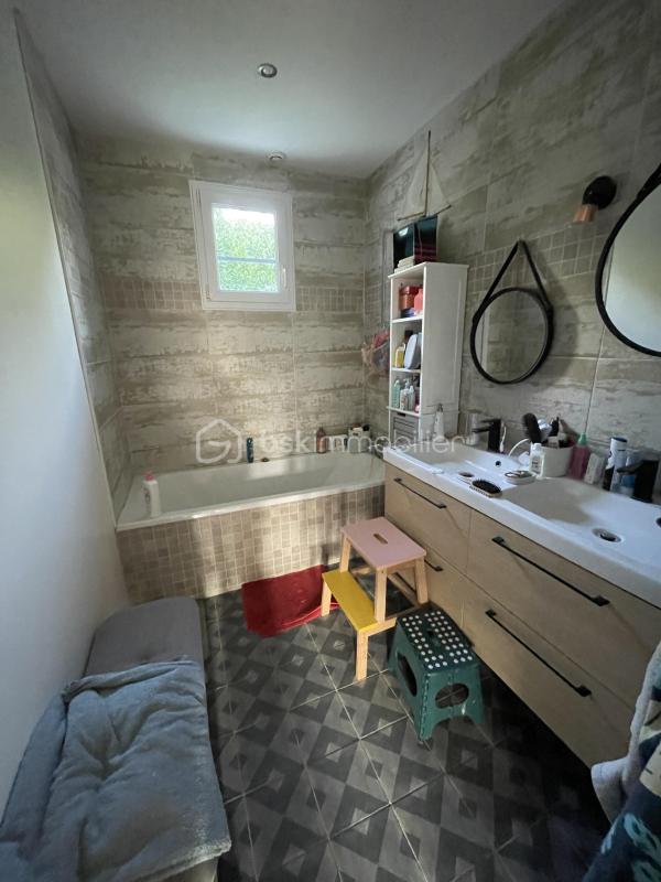 Maison traditionnelle - 103 m² - 5 pièces