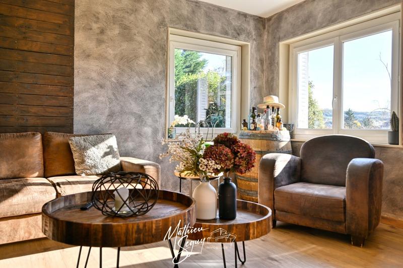 Maison - 107 m² - 5 pièces