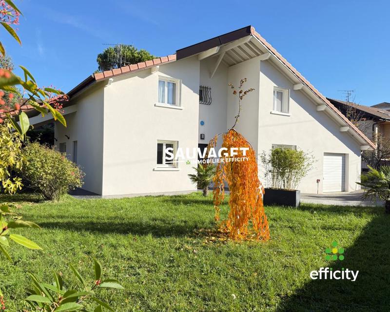 Maison d'architecte - 160 m² - 6 pièces