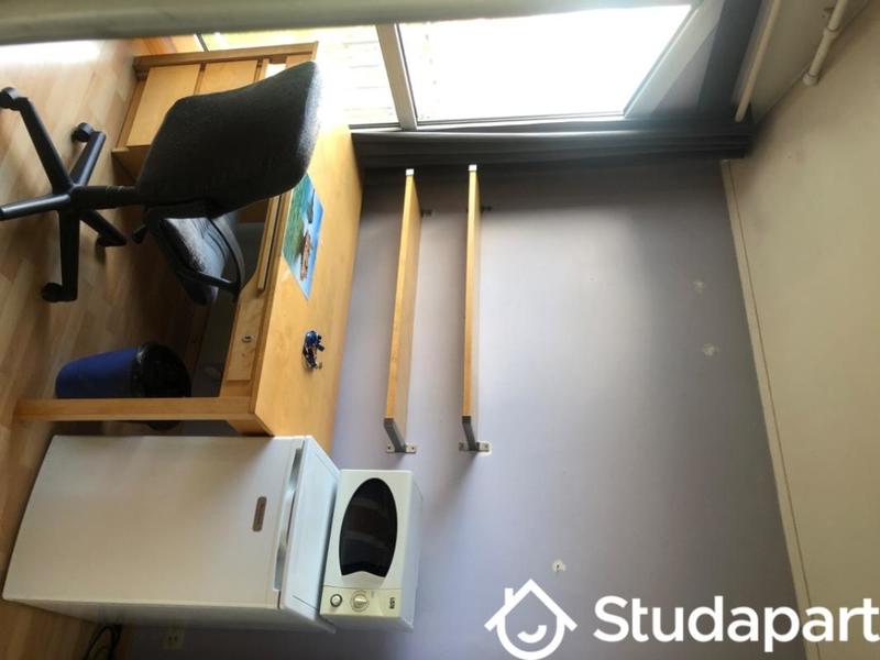 Chambre - 12 m² - 1 pièce