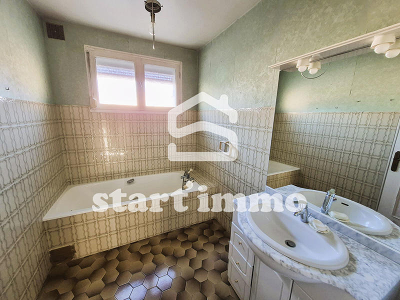 Maison - 138 m² - 5 pièces