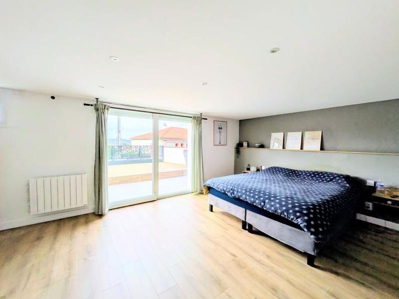 Maison - 150 m² - 5 pièces