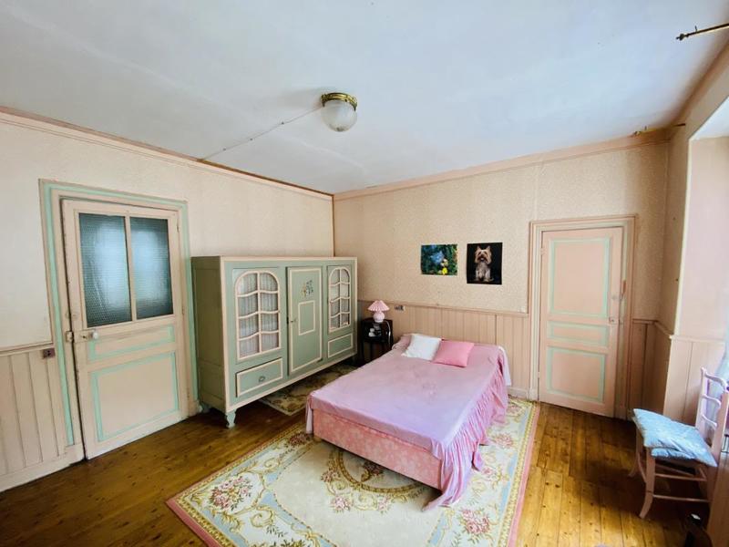 Maison - 400 m² - 11 pièces