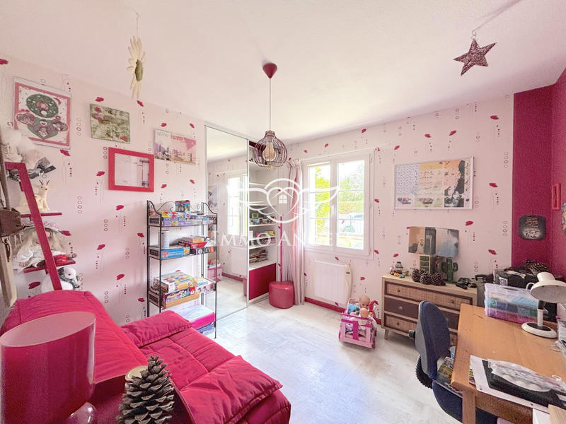 Maison traditionnelle - 113 m² - 5 pièces