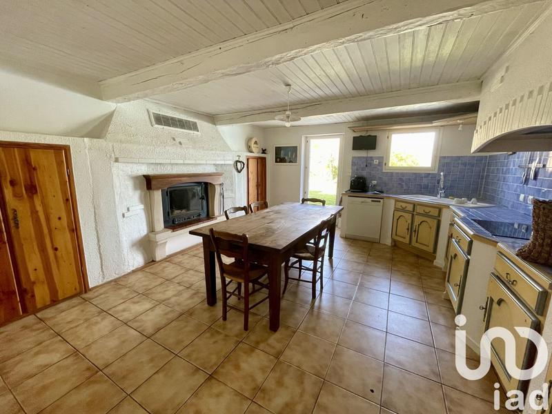 Maison - 235 m² - 6 pièces