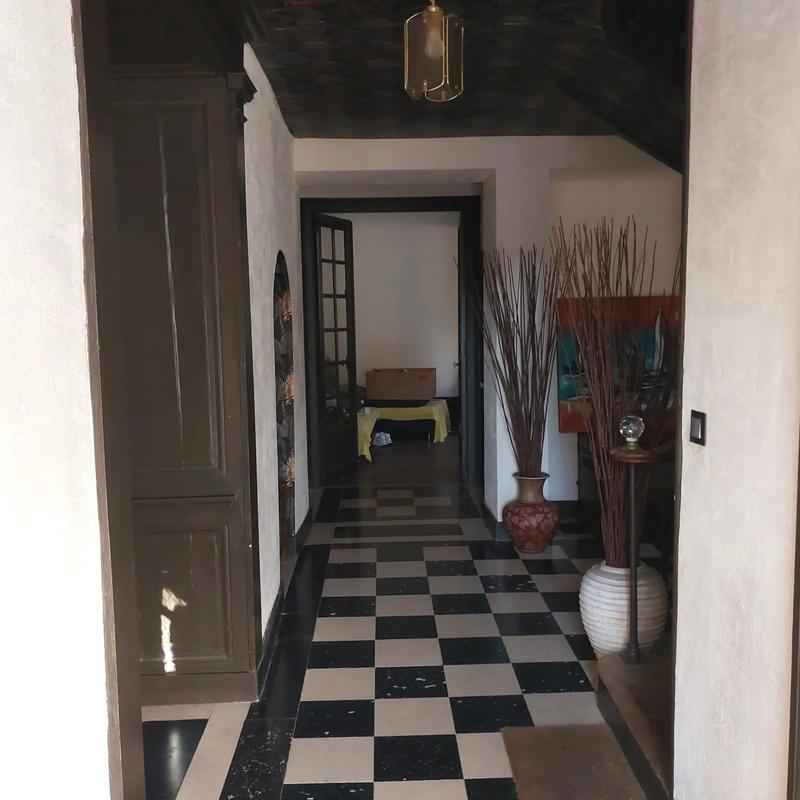 Maison de ville - 240 m² - 7 pièces