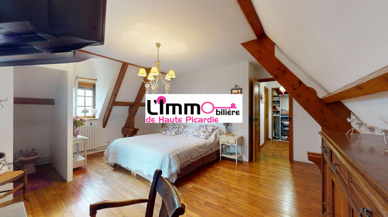 Maison - 265 m² - 8 pièces