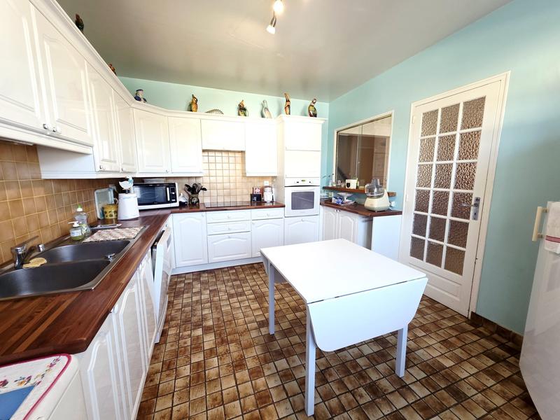 Maison traditionnelle - 162 m² - 10 pièces