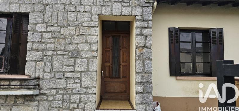 Maison - 87 m² - 6 pièces