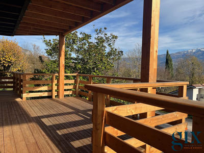 Appartement - 81 m² - 4 pièces