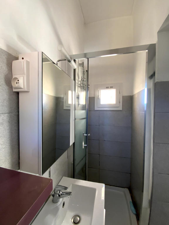 Appartement - 18 m² - 1 pièce