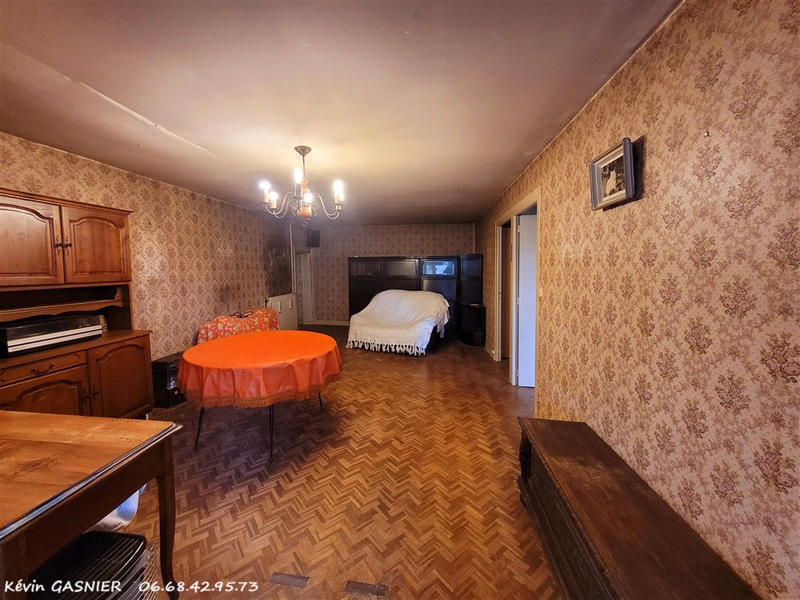 Maison - 87 m² - 5 pièces