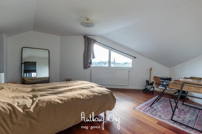 Maison d'architecte - 201 m² - 6 pièces