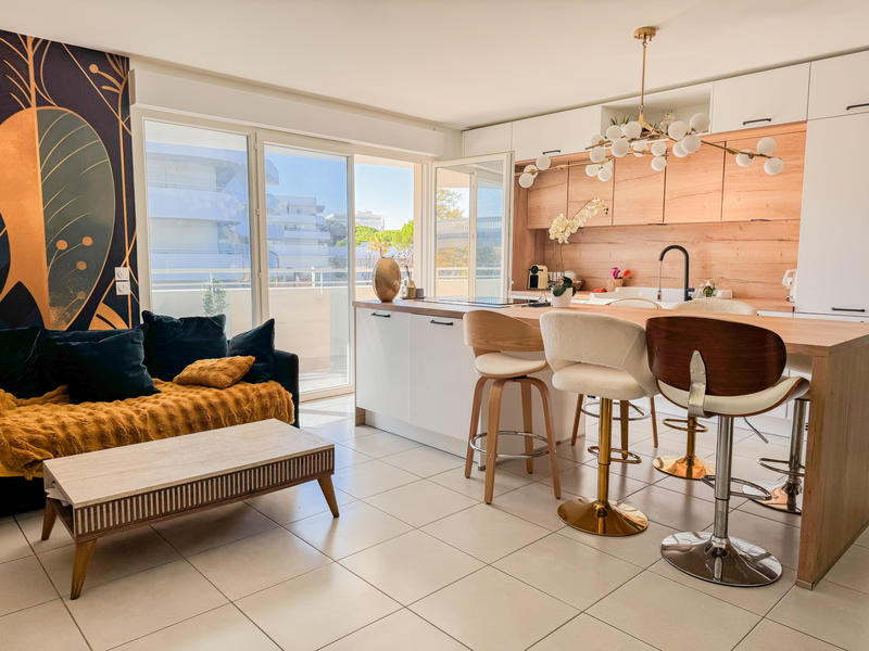 Appartement - 75 m² - 3 pièces