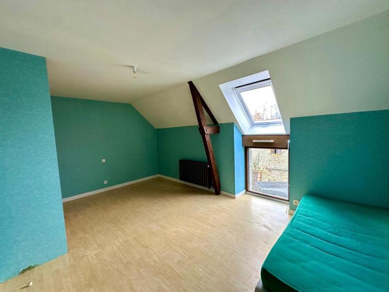 Corps de ferme - 185 m² - 8 pièces