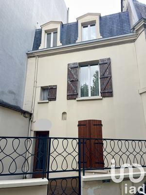Maison de ville - 145 m² - 8 pièces