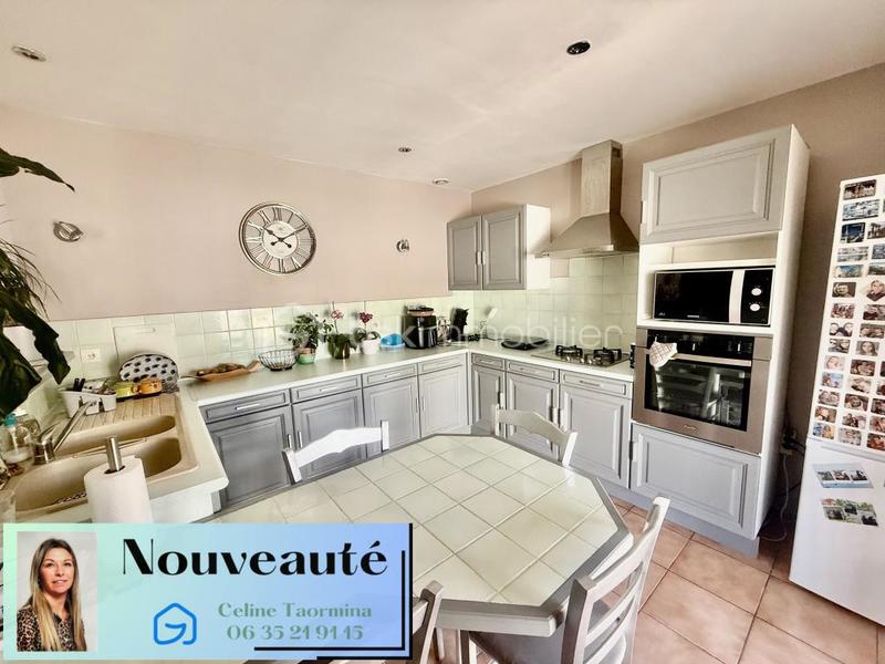 Maison - 95 m² - 4 pièces