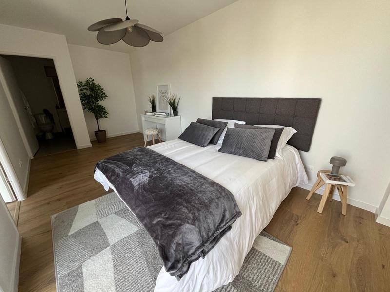 Appartement - 95 m² - 4 pièces