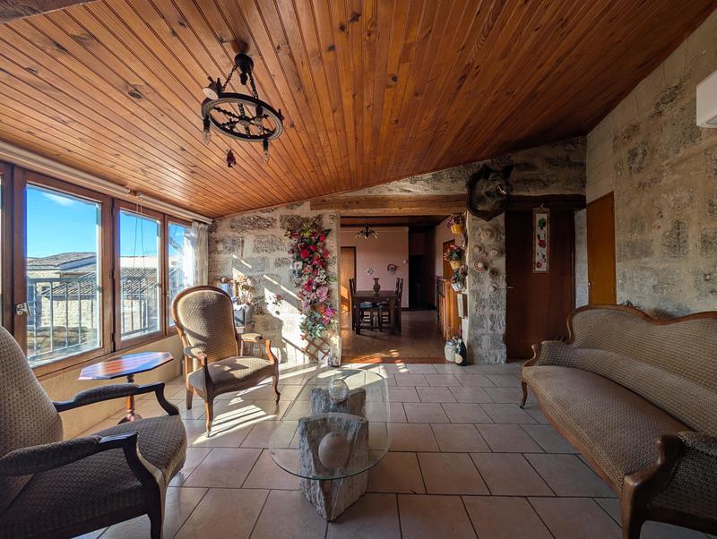 Appartement - 89 m² - 5 pièces