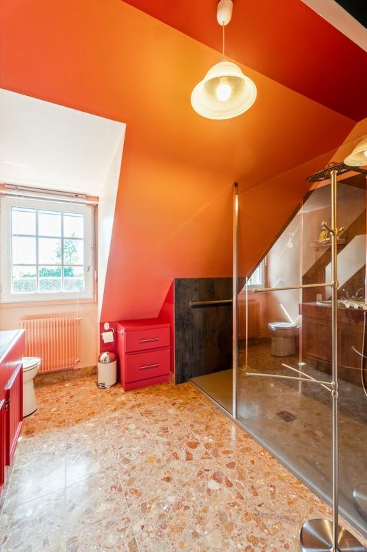 Propriété - 387 m² - 10 pièces