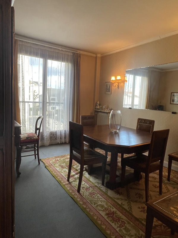 Appartement - 84 m² - 4 pièces