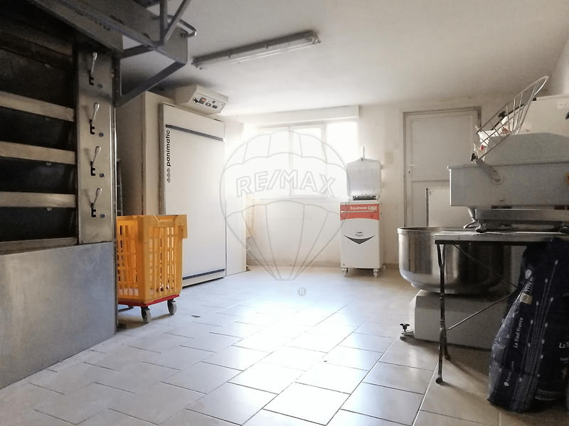 Maison - 283 m² - 6 pièces