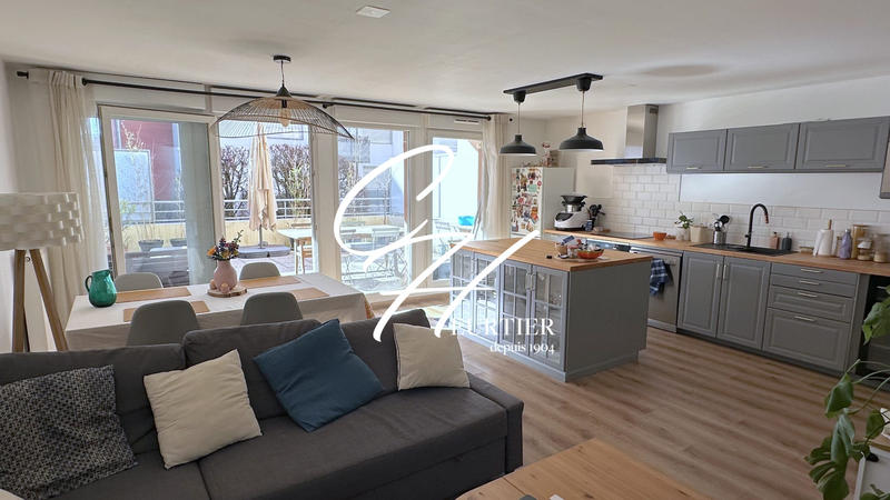 Appartement - 79 m² - 4 pièces