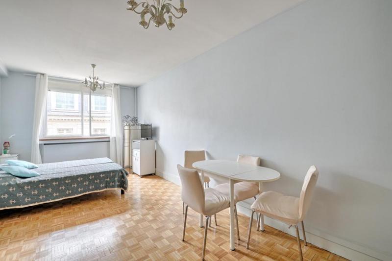Studio - 32 m² - 1 pièce