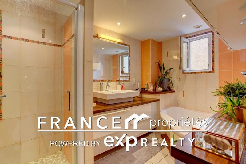 Maison de village - 167 m² - 6 pièces