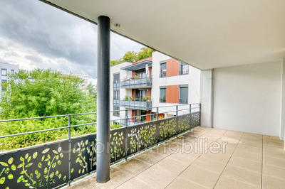 Appartement - 93 m² - 4 pièces