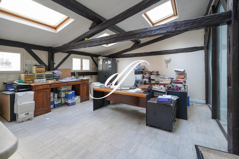 Local commercial - 330 m²