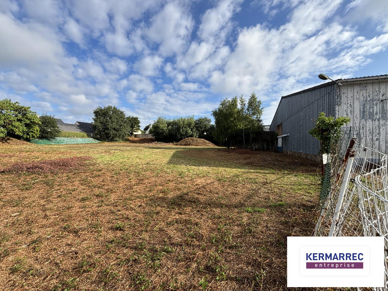 Local d'activités - 1 500 m²