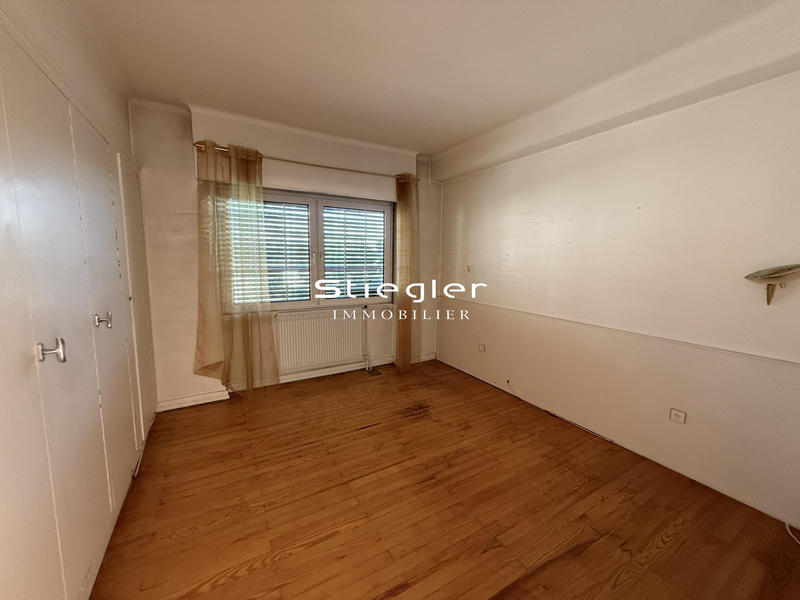 Maison - 204 m² - 6 pièces