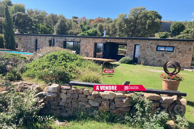 Maison - 120 m² - 4 pièces