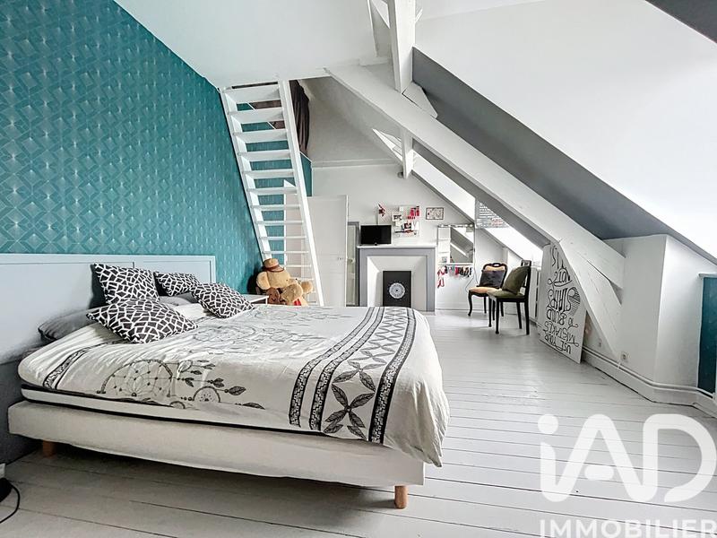 Maison de ville - 224 m² - 9 pièces