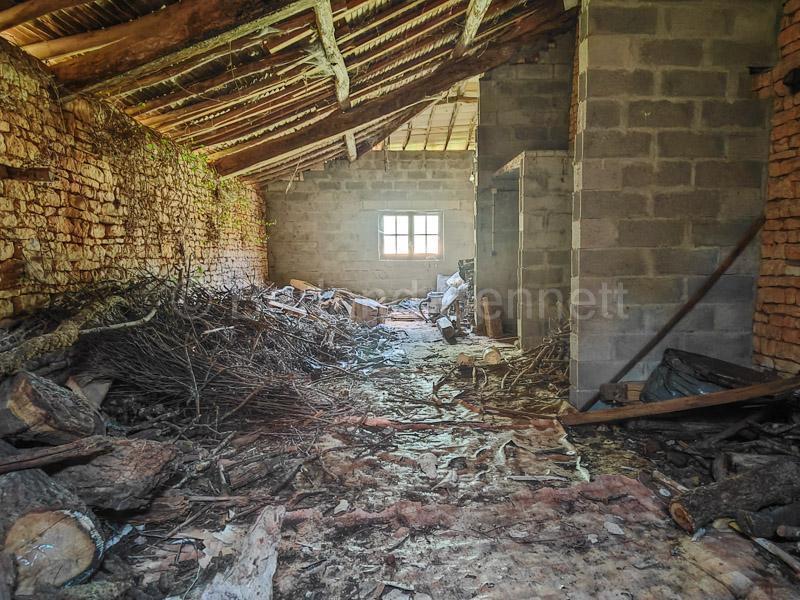 Maison en pierre - 204 m² - 8 pièces