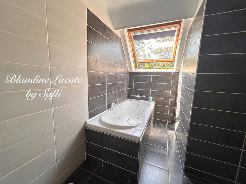 Maison - 188 m² - 6 pièces