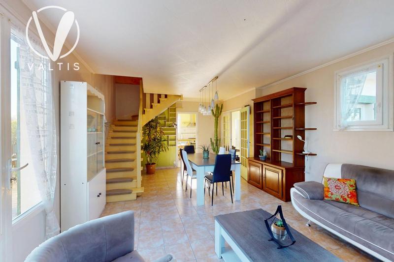 Maison traditionnelle - 112 m² - 6 pièces