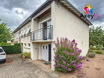 Maison - 80 m² - 5 pièces