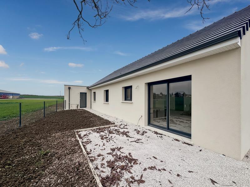 Maison - 95 m² - 4 pièces