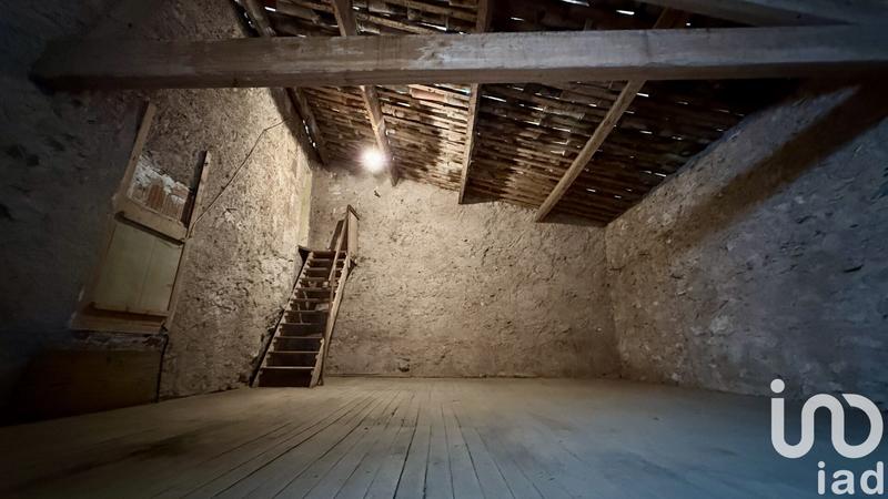 Appartement - 94 m² - 5 pièces