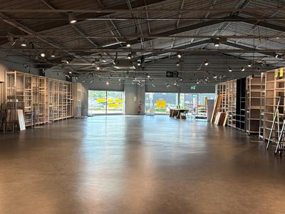 Local commercial - 740 m²