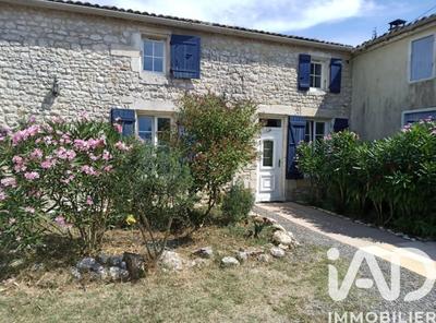 Maison - 200 m² - 6 pièces